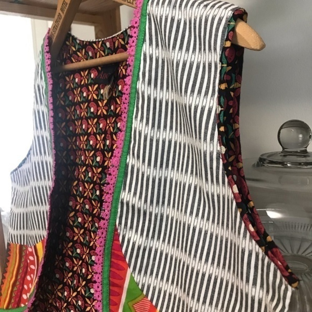 Anora Colorful Unique Boho Leaf Appliqué Vest Large - Picture 4 of 13